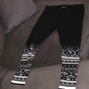 Used like New- Hello Kitty Torrid Fleece Legging